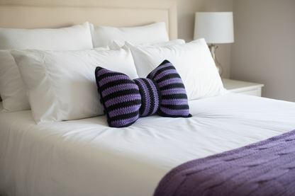{MTO} Bow pillow